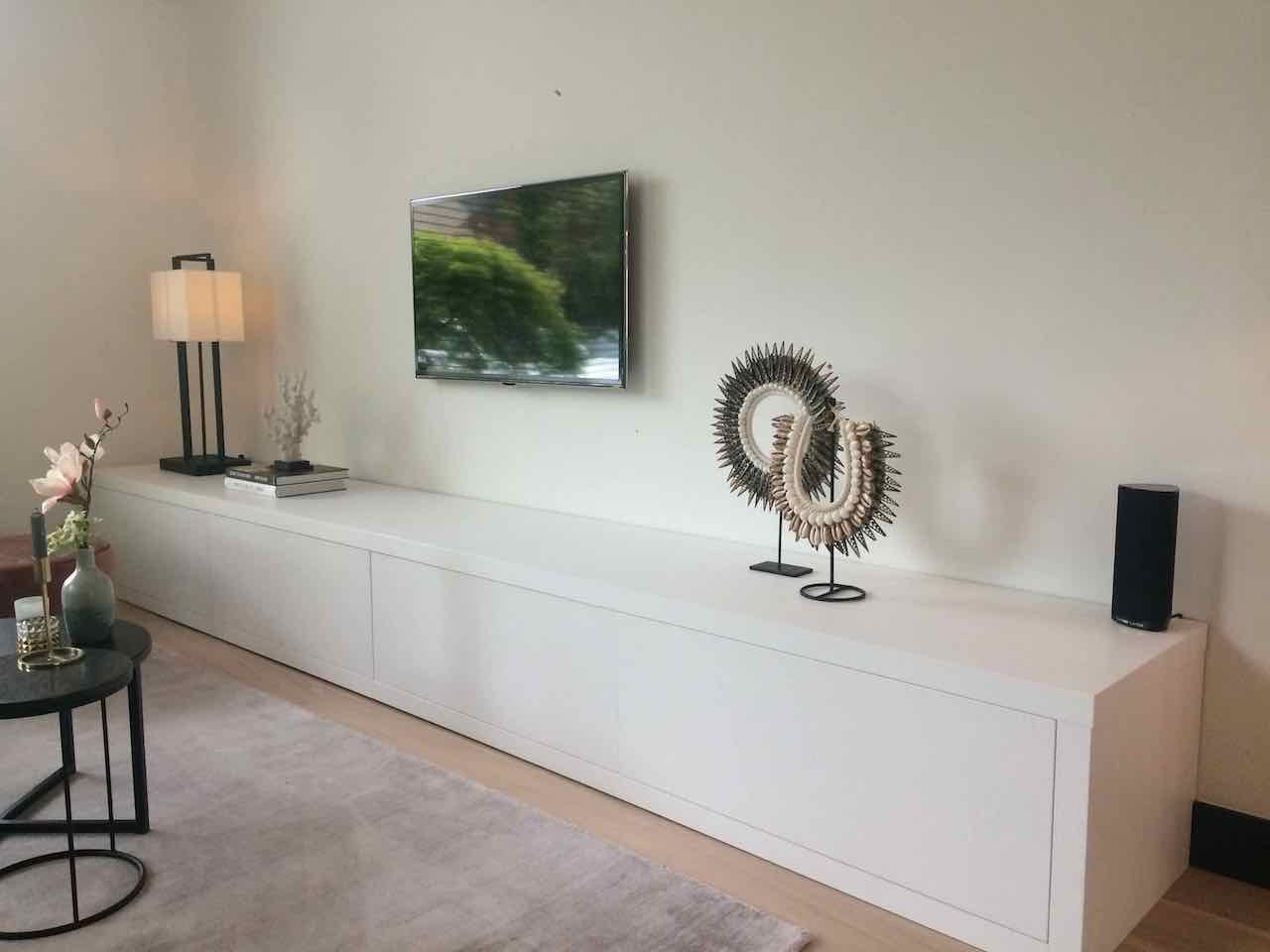 Potentieel geef de bloem water gelei Witte TV meubel maatwerk in Zaltbommel √Meubel&Maatwerk